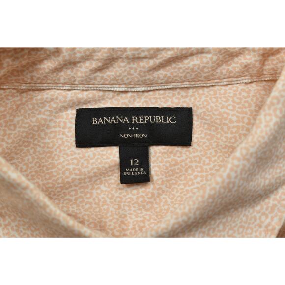 Banana Republic Women's Size 12 Non-Iron Button-Down Shirt - Picture 7 of 8